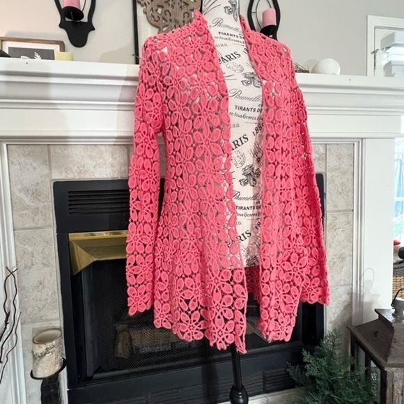 Neiman Marcus exclusive lace open jacket. - Picture 8 of 12